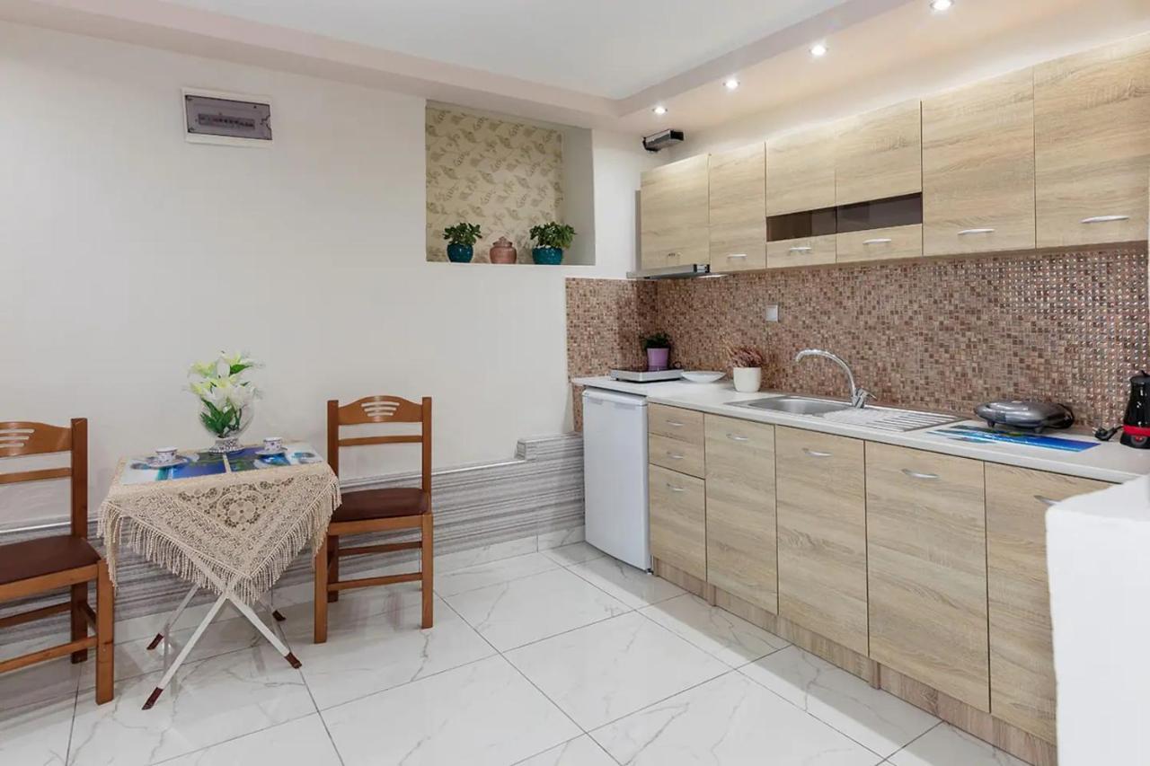 Rentinis Apartments 尼基季 外观 照片
